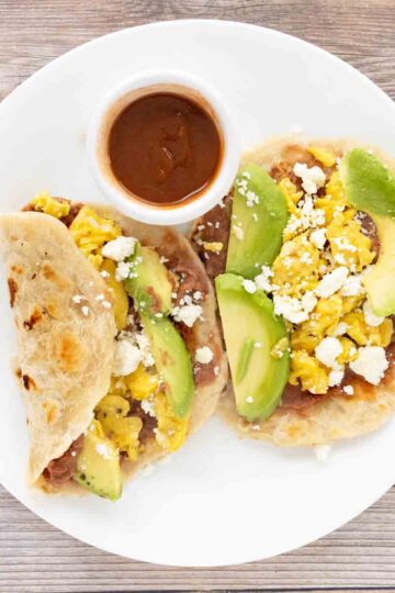 Baleadas with taco sauce